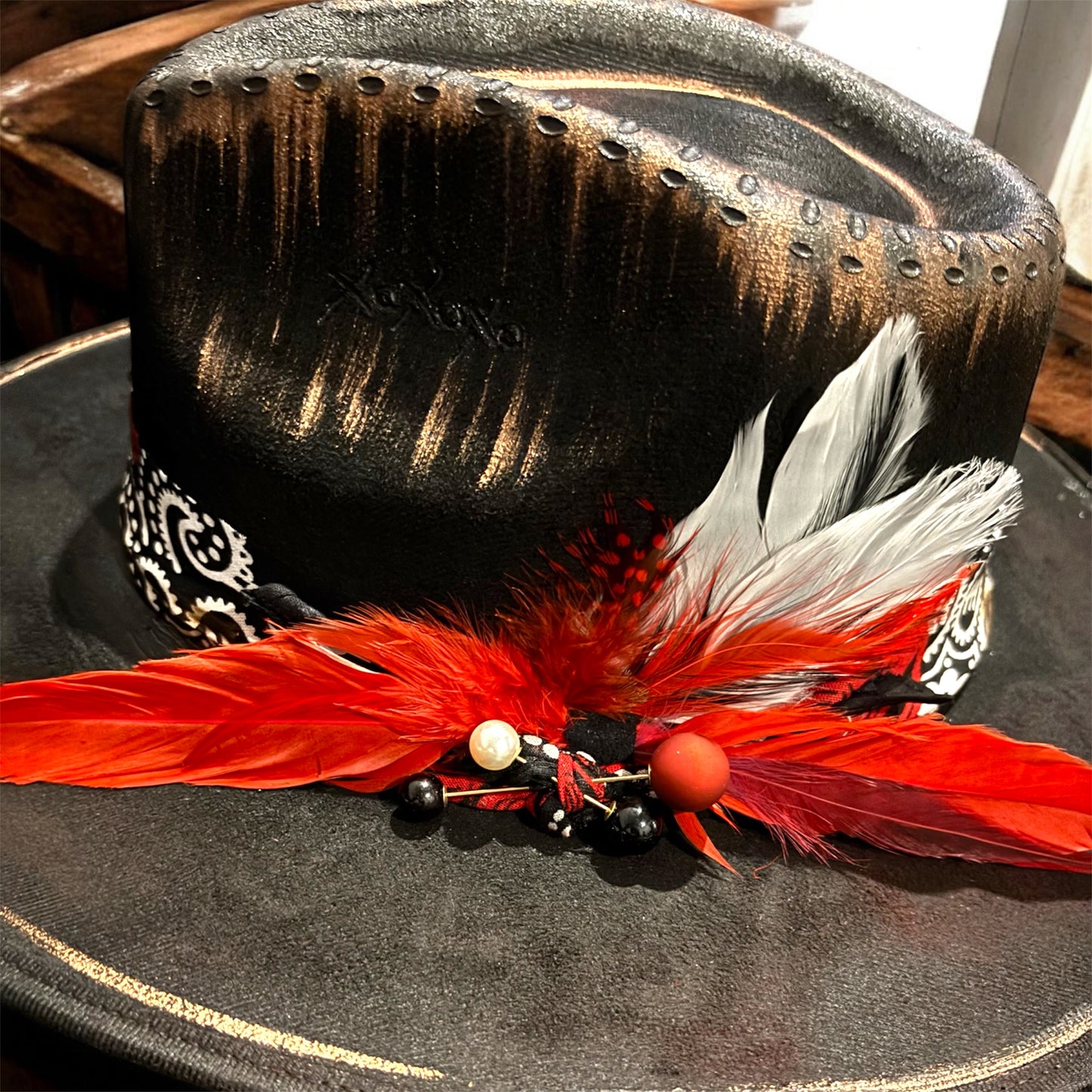 LotusLaRouge Customized Fedora
